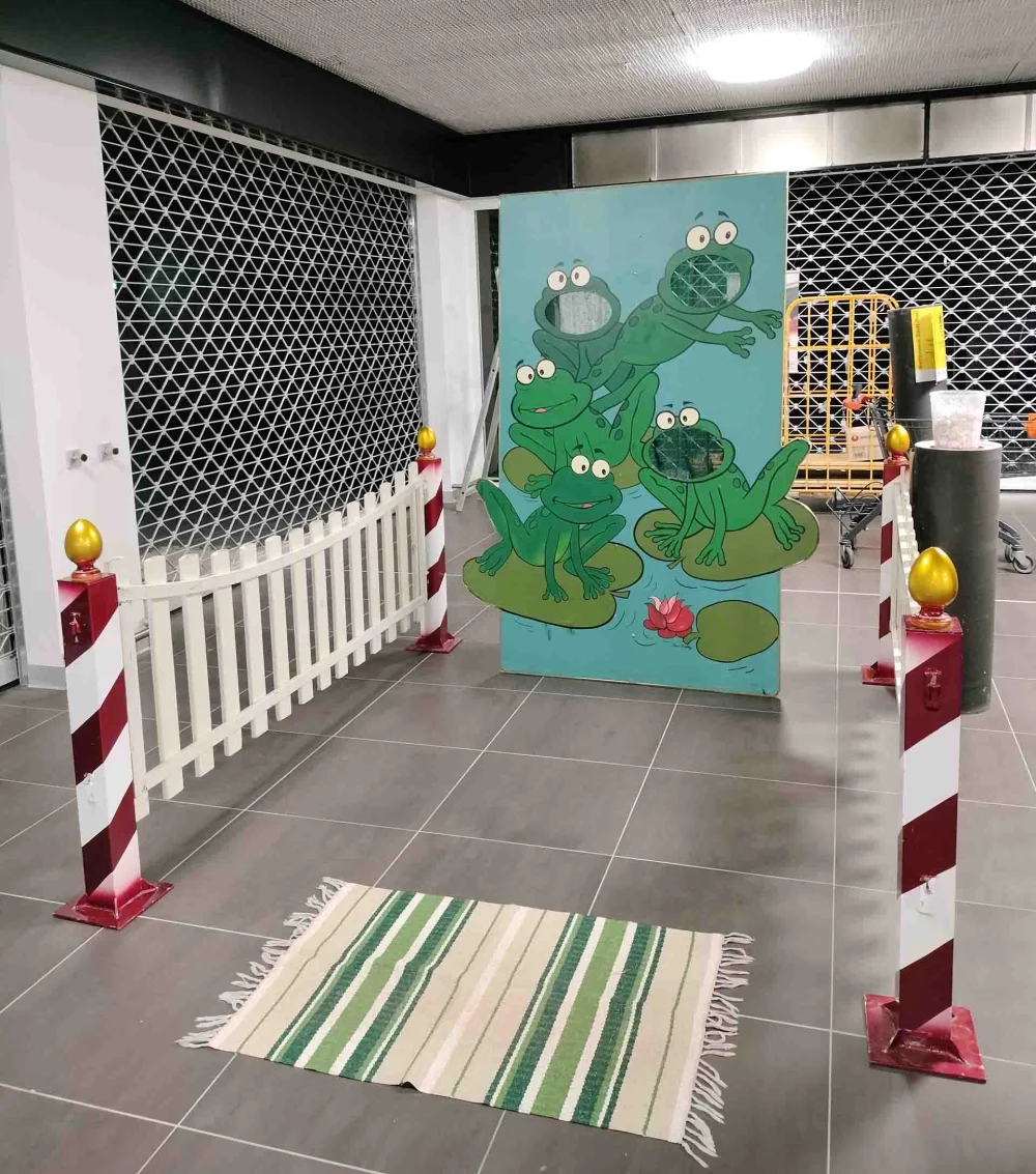 Frisbeewand "Happy Frosch"